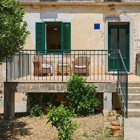 Fragola アパート