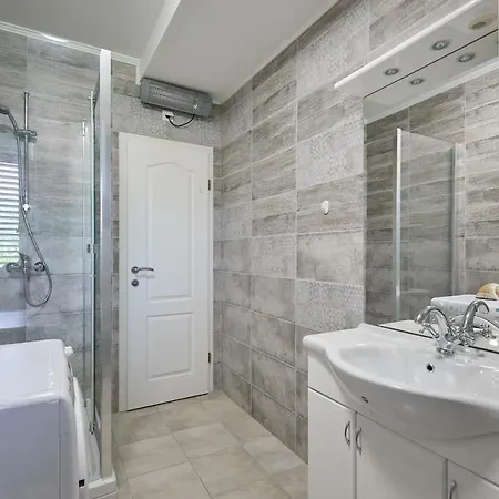 Fragola Διαμέρισμα *