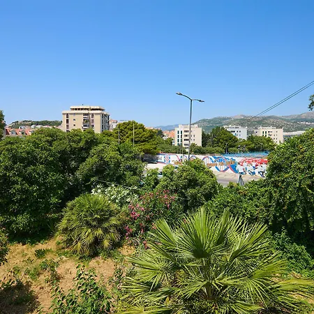 Fragola Apartment *
